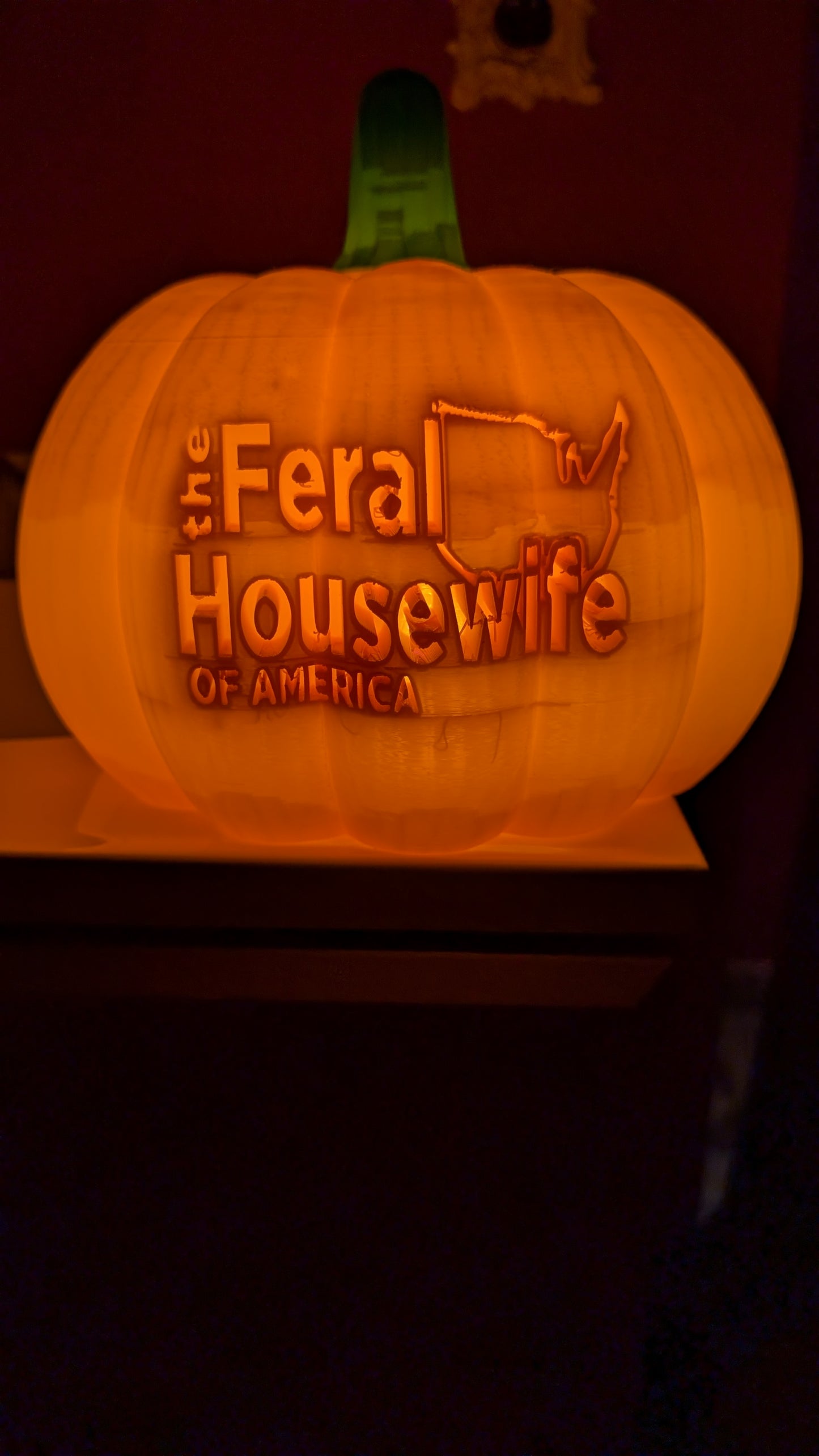 9" The Feral Housewife of America Jack O' Lantern