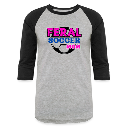 FERAL SOCCER MOM Baseball T-Shirt - heather gray/black