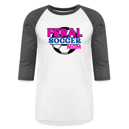 FERAL SOCCER MOM Baseball T-Shirt - white/charcoal